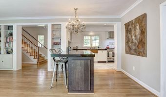 5204 WESTWOOD Dr, Bethesda, MD 20816