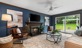 3673 Pheasant Dr, Ann Arbor, MI 48103