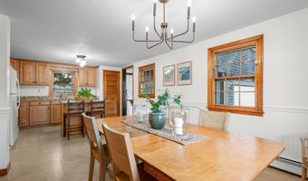 7 George St, Barnstable, MA 02630