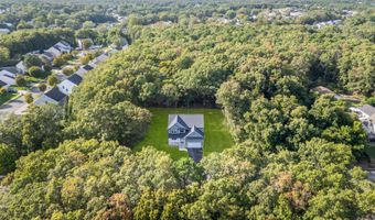 70 Seurat St, Barnegat, NJ 08005