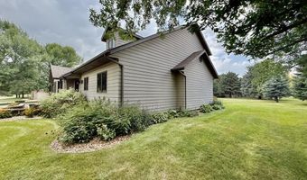 12959 Ironwood Dr, Aberdeen, SD 57401