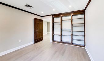 5023- C BACKLICK Rd 5023C, Annandale, VA 22003