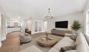198 Lake Shore Road 2, Boston, MA 02135