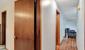 619 Alden Dr, Auburn, NE 68305