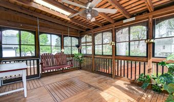7052 WARDELL St, Annandale, VA 22003