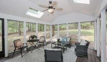 9 Northfield Rd, Amherst, NH 03031