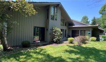 250 Laurel Cir 13, Aurora, OH 44202