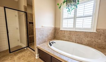 1739 ARLINGTON PARK Cir, Albany, GA 31701