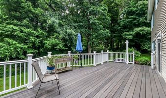 32 Country Way, Bethel, CT 06801