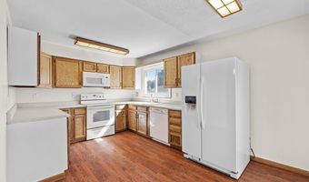 5119 KING ARTHUR Way, Cheyenne, WY 82009