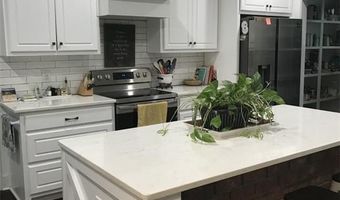4636 SANDHILL Rd, Auburn, AL 36830