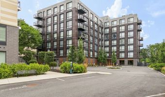 1 Nevins Hill Way 405, Boston, MA 02135