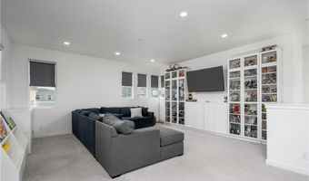 500 S Motif, Anaheim, CA 92805