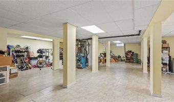 75 Read Ave, Lincoln, RI 02865