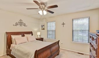 76 Bradford Ct, Aberdeen, NJ 07747
