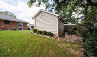 4700 Clearview Dr, Bartlesville, OK 74006