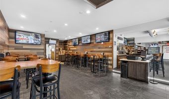 8713 Gravois Rd, Affton, MO 63123