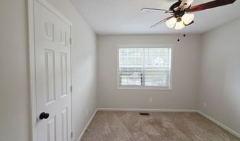 570 Remington Ln, Acworth, GA 30101