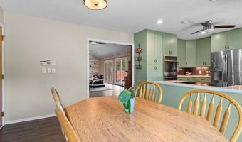 2318 Dorchester Dr, Bartlesville, OK 74006