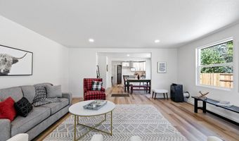 1938 7TH St, Springfield, OR 97477