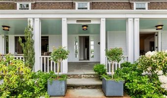 81 Mathewson Rd, Barrington, RI 02806