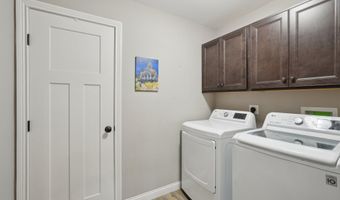 574 Ravensridge Ct, Alexandria, KY 41001