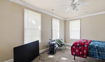 243 E 508th Rd, Aldrich, MO 65601