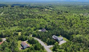 43 Skyline Rd, Bangor, ME 04401