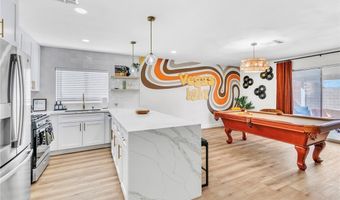 425 Golden Valley Dr, Henderson, NV 89002