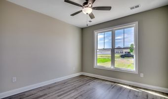 646 Sunny Pond Ln, Aynor, SC 29511