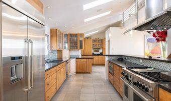 1350 Crestmont Dr, Angwin, CA 94508