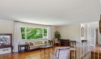 4017 N STAFFORD St, Arlington, VA 22207