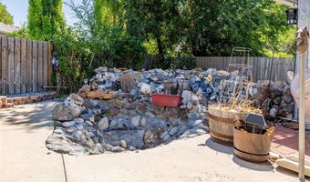 508 River View Dr, Cody, WY 82414