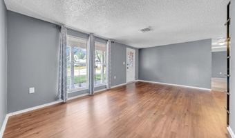 12401 YORKTOWN Ln, Bayonet Point, FL 34667