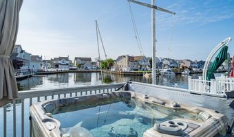 22 Toppinglift Dr, Bayville, NJ 08721