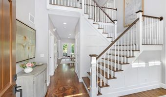 60 Van Wickle Ln, Bristol, RI 02809