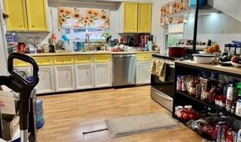 15 Deno Dr, Asheville, NC 28806