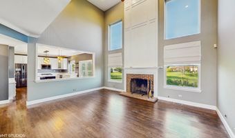8 GEORGETOWN Ct, Algonquin, IL 60102