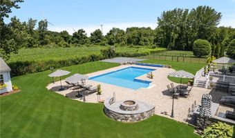 279 Alpine Estates Dr, Cranston, RI 02921