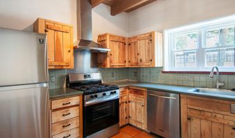 929 AVENIDA ESTRELLITA NE, Albuquerque, NM 87110