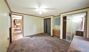182 Bush Gdns, Alden, NY 14004