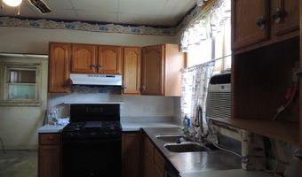 401 S Third St, Altamont, IL 62411