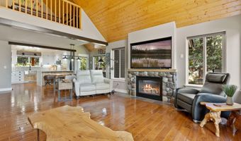 3192 NW Golf View Dr, Bend, OR 97703