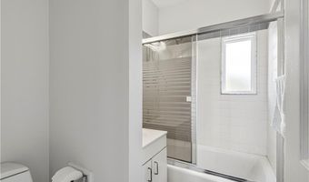 433 Thames St E, Newport, RI 02840