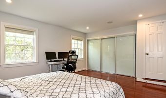5153 WESTBARD Ave 15, Bethesda, MD 20816
