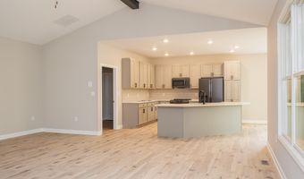 17 Red Oak Dr, Bedford, IN 47421