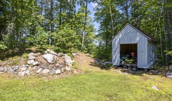 61 Dolloff Rd, Sebago, ME 04029