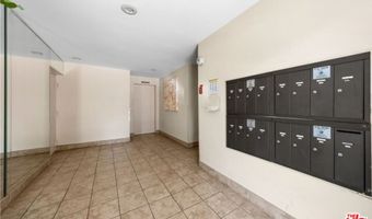 1739 Federal Ave 302, Los Angeles, CA 90025