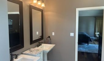 390 Wagner Point Rd, Alburgh, VT 05440