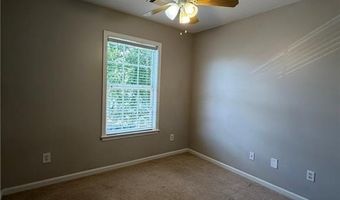 1059 Prestwyck Ct, Alpharetta, GA 30004
